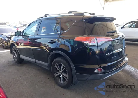 2018 Toyota Rav4 Xle z USA, uszkodzony, nr VIN 2T3WFREV2JW502622
